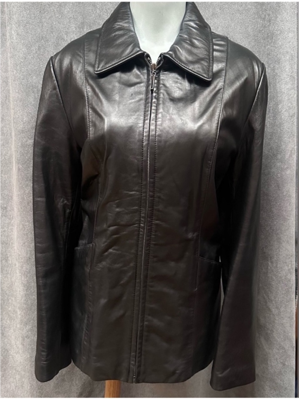 Lambskin leather coat women’s size large
